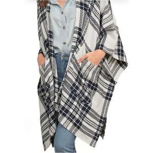 Abercrombie & Fitch Navy and White Cape Poncho Plaid One Size Pockets